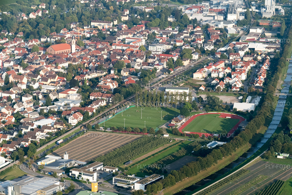 Luftbild: Renchtalstadion in Oberkirch im Bundesland Baden-Württemberg in Deutschland. Foto: P1010150.jpg vom 15.09.2014 durch Werner Riehm/FLY-FOTO.de