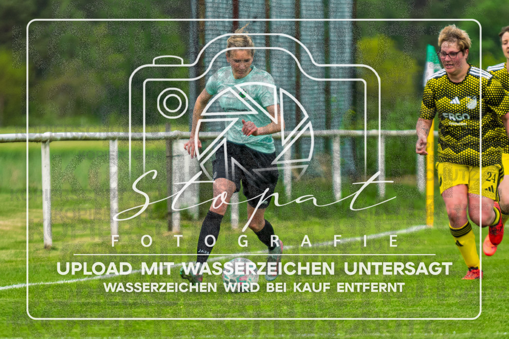 Kreisliga Damen HK/CE - Kickers Wolthausen vs. SG Fulde | Jana Behr (Kickers Wolthausen #20); Kreisliga Damen HK/CE - Kickers Wolthausen vs. SG Fulde am 17.05.26 in Sportplatz Wolthausen, Wolthausen - Realisiert mit Pictrs.com
