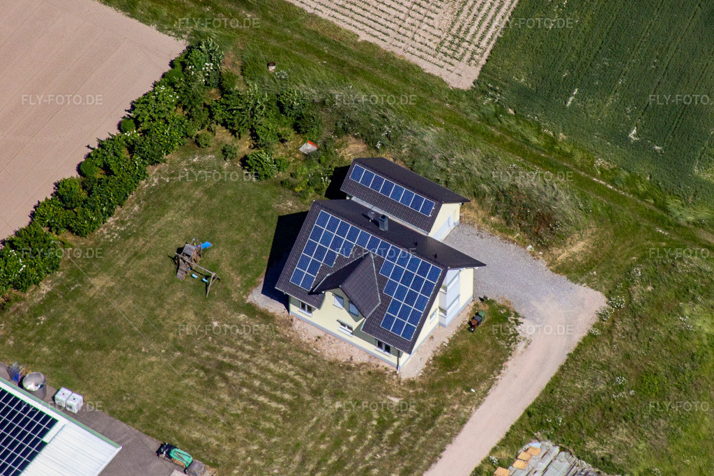 Luftbild: Geräutäcker in Hatzenbühl im Bundesland Rheinland-Pfalz in Deutschland. Foto: IMG_18463.jpg vom 30.05.2009 durch Werner Riehm/FLY-FOTO.de