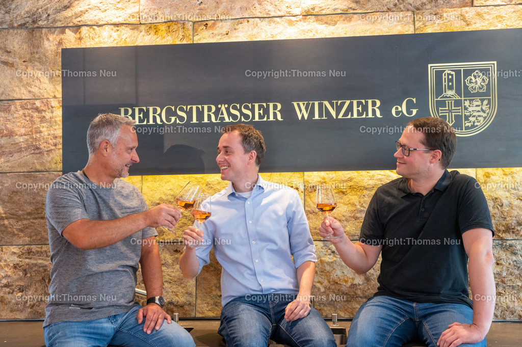DSC_8776 | bss, Heppenheim, Winzerfestbeilage, Winzer EG, von links: Dirk Herdner, Patrick Staub und Thomas Schmitt, ,, Bild: Thomas Neu