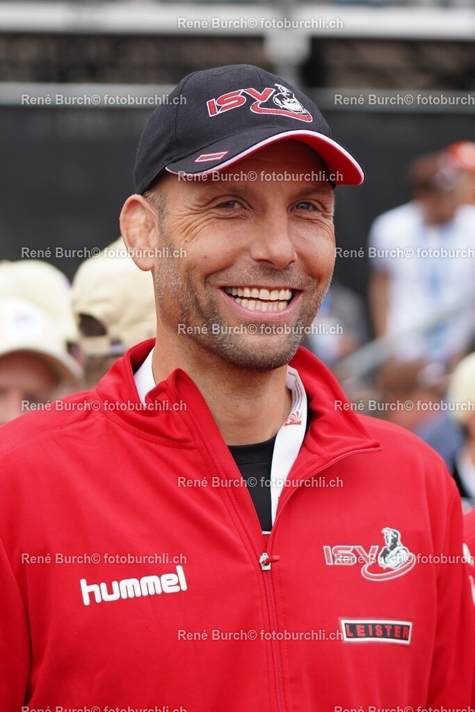 45a | René Burch leidenschaftlicher Fotograf aus Kerns in Obwalden.  Hier finden sie Sport, Landschaft und Natur Fotografie.
 - Realisiert mit Pictrs.com
