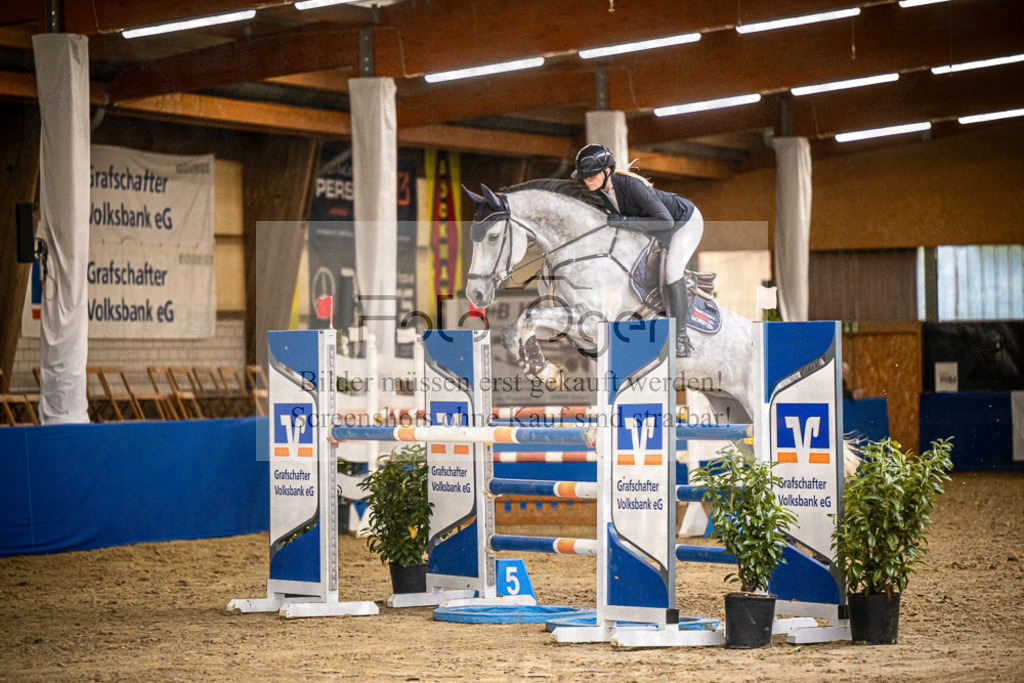 DOS_3335 | Entdecke hochwertige Reitturnierfotos von Foto Oger. Professionell, emotional und authentisch – jetzt Lieblingsmomente im Shop bestellen.Deutschlandweite Turnierfotografie. - Realisiert mit Pictrs.com