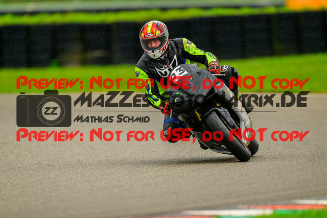 MaZZes_Fotomatrix_20241003_6007705_2736-2 | GRUEN