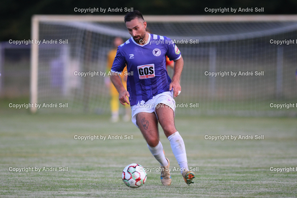 VfR Neumünster vs FC Kilia Kiel | Rafael Krause (VfR #21) / Fußball-Oberliga Männer 2026/2027 / VfR Neumünster vs FC Kilia Kiel / Grümmi-Arena / Neumünster / 04.08.26 - Realisiert mit Pictrs.com