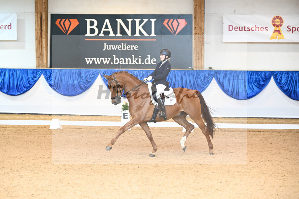 Kat-Nr. 141 Valentino_Hauptmann_14240616 | hf-fotografie - Realisiert mit Pictrs.com