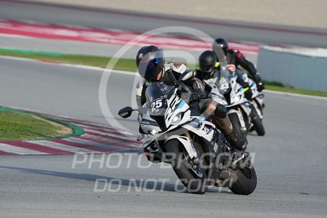 2024_10_24_PBK_21790 | Sportfotografie; SlowMotion; Video; Rennstrecke; Hafeneger; Speer; Racing; RSE; BMW; CBO; Trackday; Motorsportarena; Hockenheimring; Brno; Most; Barcelona; Valencia