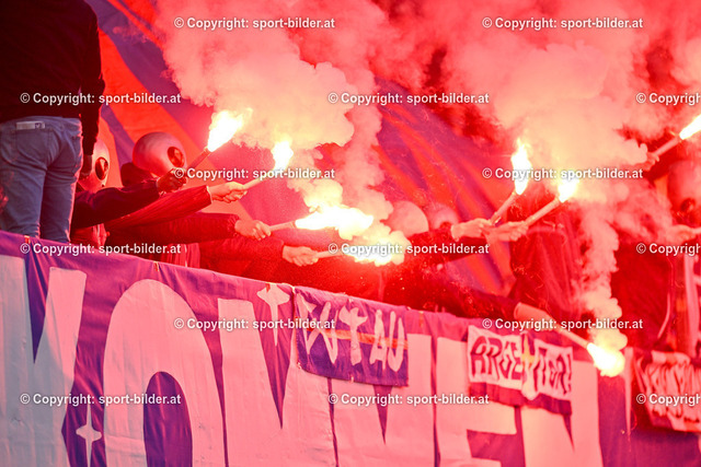 AUT, Admiral Bundesliga, FC Blau Weiss Linz vs Lask Linz | 12.11.2023, Hofmann Personal Stadion Linz, AUT, Admiral Bundesliga, FC Blau Weiss Linz vs Lask Linz, im Bild Fans - Zuschauer FC Blau Weiss Linz (Blau Weiss Linz)


// Admiral Bundesliga Match between FC Blau Weiss Linz vs Lask Linz in Linz, Austria on 2023/11/12

