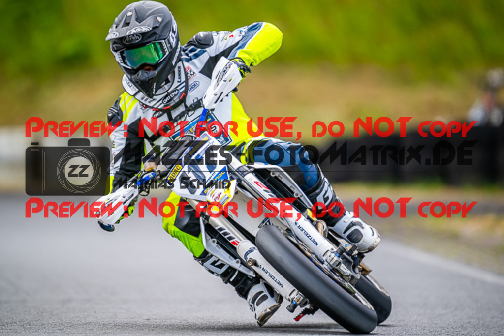 MaZZes_FotoMatrix_220528_9468 | Fotograf Mathias Schmid
Sportfotograf,
Eventfotograf,
Hochzeitsfotograf,
Portraitfotograf