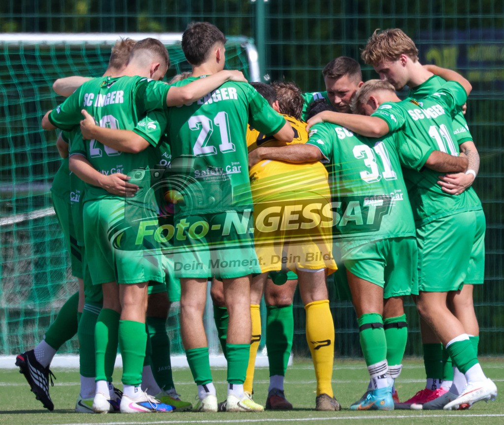 SC Enger - TuS Bruchmühlen | Auf dem Bild zu sehen: grün SC EngerBünder SV, TuS Bruchmühlen II, Saison 26/27, Kreisliga A, Enger, Deutschland - Realisiert mit Pictrs.com