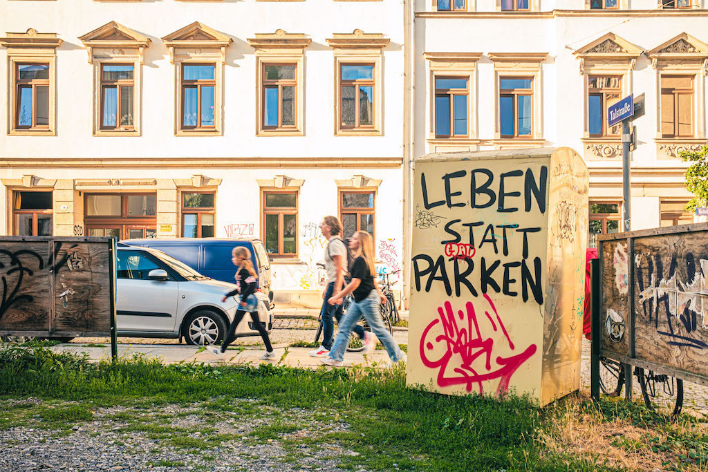 X1OV5178_2048 | Stephan Böhlig fotografiert seit Jahren eines der schönsten Viertel Dresdens - die Dresdner Neustadt. - Realisiert mit Pictrs.com