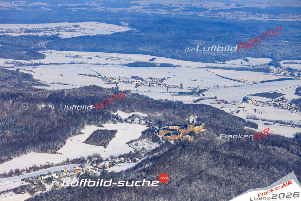 Die Luftaufnahme Kloster-banz - Bad Staffelstein wurde vom UL-Flugzeug (keine Drohne) aus fotografiert.Hohe Druck- Auflösung-die Geschenkidee!