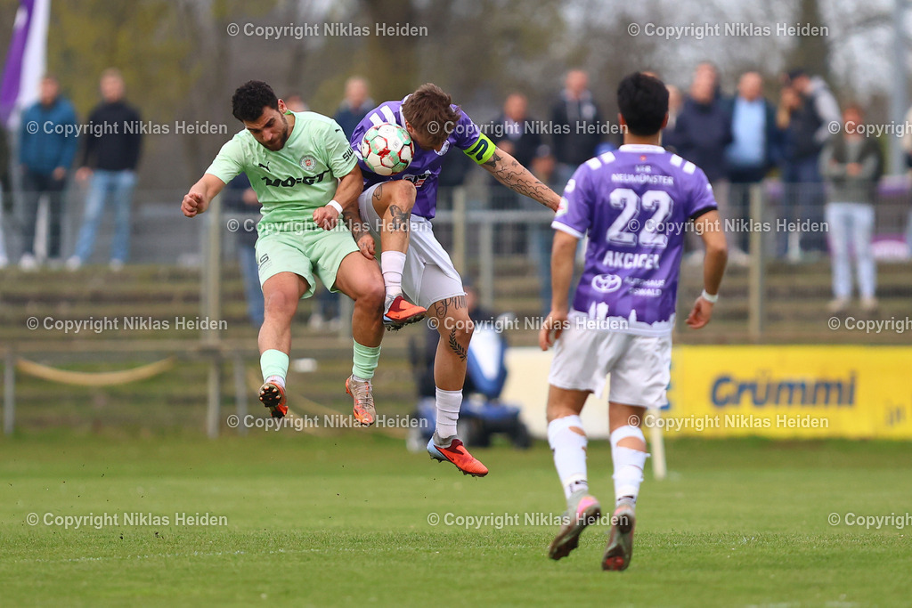 NH_VfRNeumuenster_PSVNeumuenster_FlensOberliga_15042026 | #4 Kenny Korup (VfR Neumünster), #18 Youssef Bouzoumita (PSV Union Neumünster)Fußball I Herren I Flens Oberliga I Saison 2025-2026  I 19. Spieltag I VfR Neumünster - PSV Union Neumünster I 15.04.2026 I VfR Stadion HSP (Grümmi Arena)