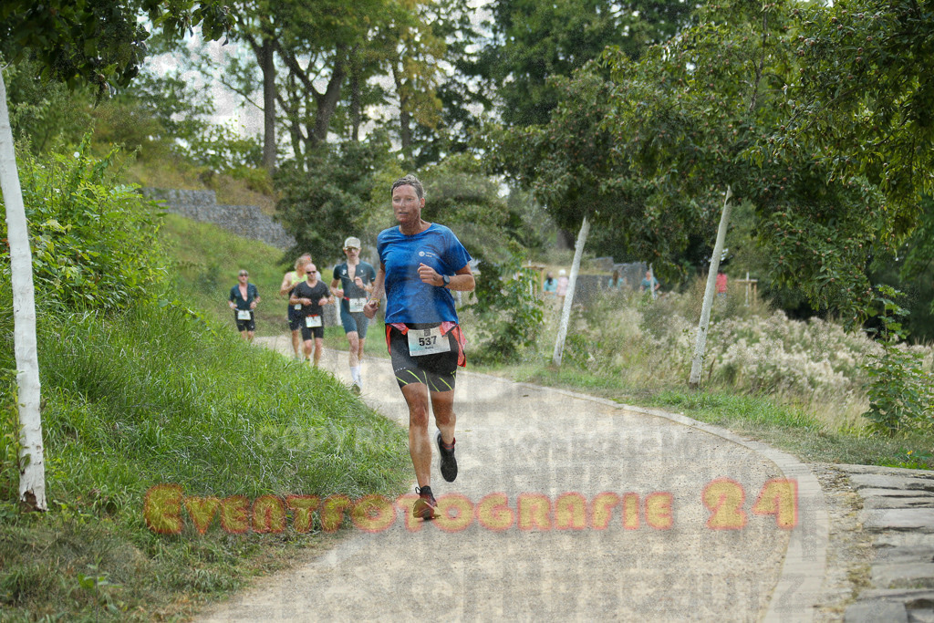 250824_1407_EX1_5037 | Sportfotografie im Rhein-Sieg Kreis, Köln, Bonn, NRW, Rheinland Pfalz, Hessen, etc. Unser Tätigkeitsfeld umfasst den Laufsport vom Volkslauf über den Marathon, Duathlon, Triathon bis zum Ultralauf wie Kölnpfad Ultra oder Schindertrail.