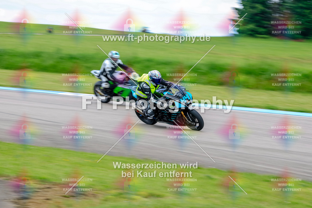 MotoTeam-9561 | Hier findet Ihr Bilder von Touristenfahrten auf der Nürburgring Nordschleife oder von anderen Veranstaltungen die ich besucht habe. Viel Spass beim Durch Schauen 