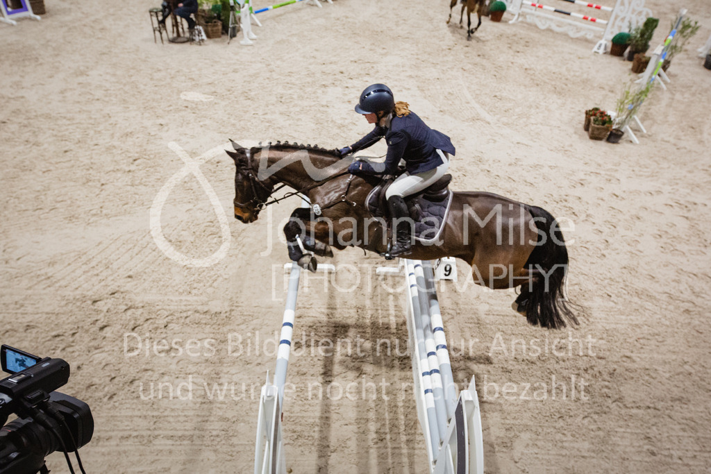 230211_Warstein_S1-StilSpr-326 | Deine schönsten Turniermomente als professionelle Fotos! Entdecke hochwertige Pferdesport-Fotografie im Online-Shop. Jetzt Fotos finden & bestellen!