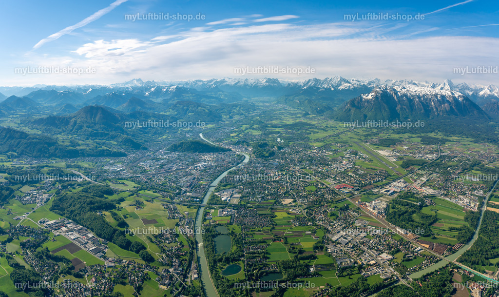 luftbild-salzburg-stadt-bruno-kapeller-5 | Luftbild von der Stadt Salzburg in Österreich. Dieses Luftbild wurde aus mehreren Aufnahmen zusammengesetzt und kann Stitching-Fehler (Parallaxenfehler) enthalten. - Realisiert mit Pictrs.com
