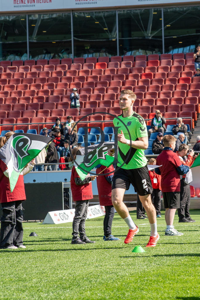 Hannover 96 vs 1. FC Magdeburg – 2. Bundesliga – 29.03.2025 | Szene aus dem 2. Bundesliga-Spiel des 27. Spieltags zwischen Hannover 96 und dem 1. FC Magdeburg am 29. März 2025 in der Heinz von Heiden Arena in Hannover. Endstand: 0:0. Fotografiert von Philipp Heist. - Realisiert mit Pictrs.com