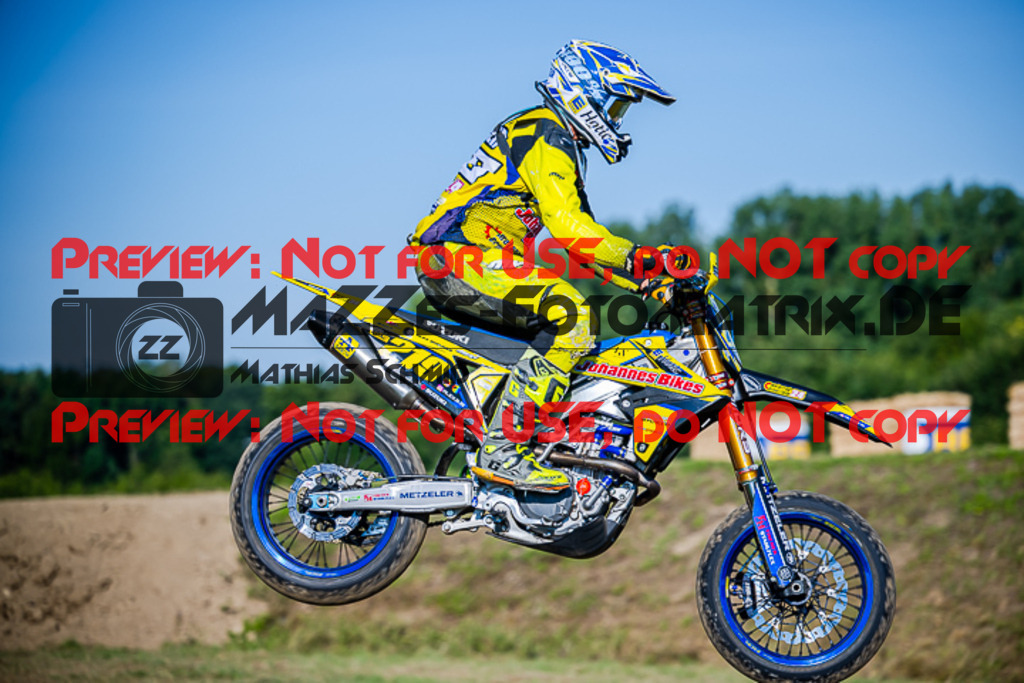 MaZZes_FotoMatrix_220904_2951 | S2
