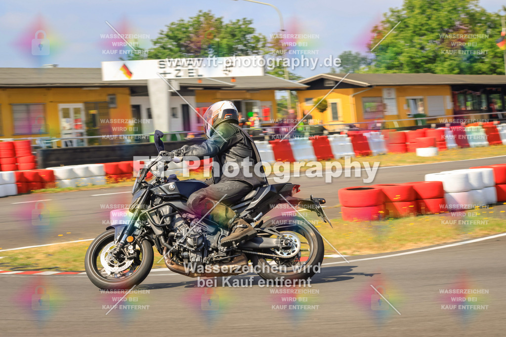 _DSK2388 | Hier findet Ihr Bilder von Touristenfahrten auf der Nürburgring Nordschleife oder von anderen Veranstaltungen die ich besucht habe. Viel Spass beim Durch Schauen 
