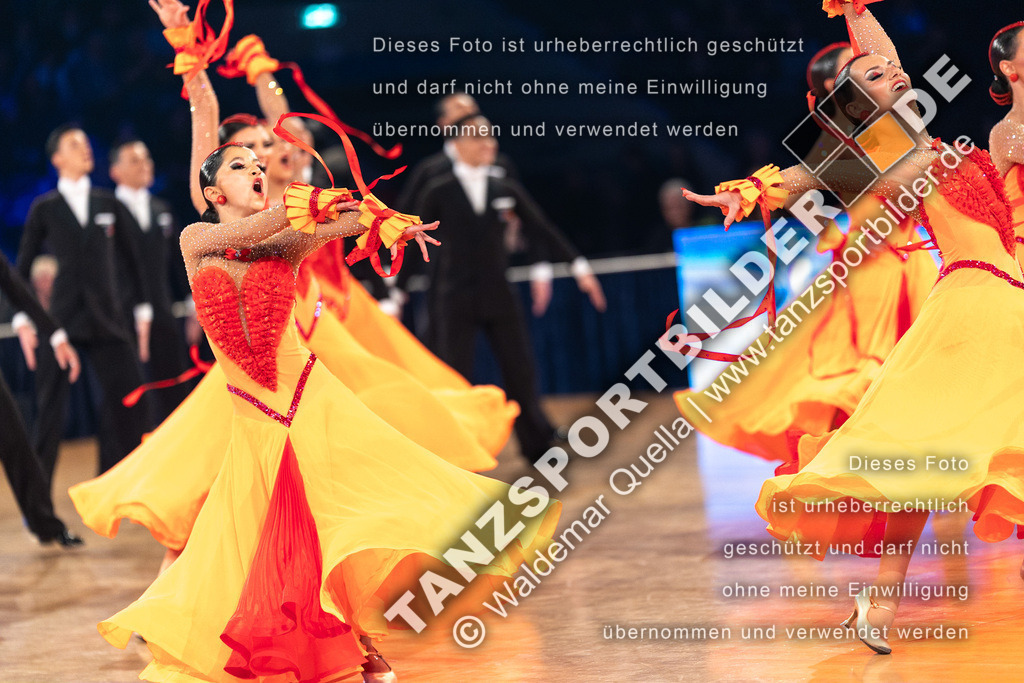 20231111-14628 | Hier finden Sie Tanz Bilder vom Latein und Standard Formationen tanzen. Sportbilder vom Tanzsport. Schöne Fotos und von Weltmeisterschaft, Europameisterschaft, Bundesliga, Regionalliga, Oberliga und Landesliga sowie von GOC Stuttgart, DanceComp, WM Bremen