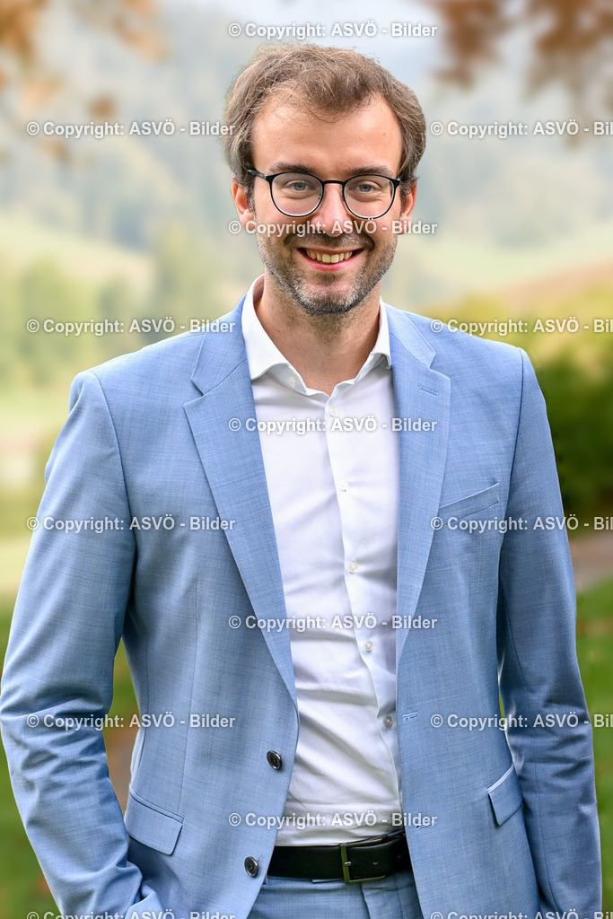 Conrad Miller_ASVÖ NÖ-1 | 19.10.2024, Aigen im Ennstal, AUT, ASVÖ, Porträt Bilder Bundesvorstandsitzung 2024 im Imlauer Hotel Schloss PichlarnConrad Miller ©ASVÖ / Harald Dostal  - Realisiert mit Pictrs.com