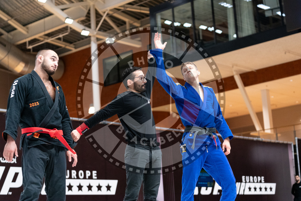 20241012PBB5607 | Athletes compete during the AJP Tour Europe Continental Jiu-Jitsu Professional Championship on October 12, 2024 in Almere near Amsterdam, Netherlands. © Chiara Dazi / photoblackbelt
