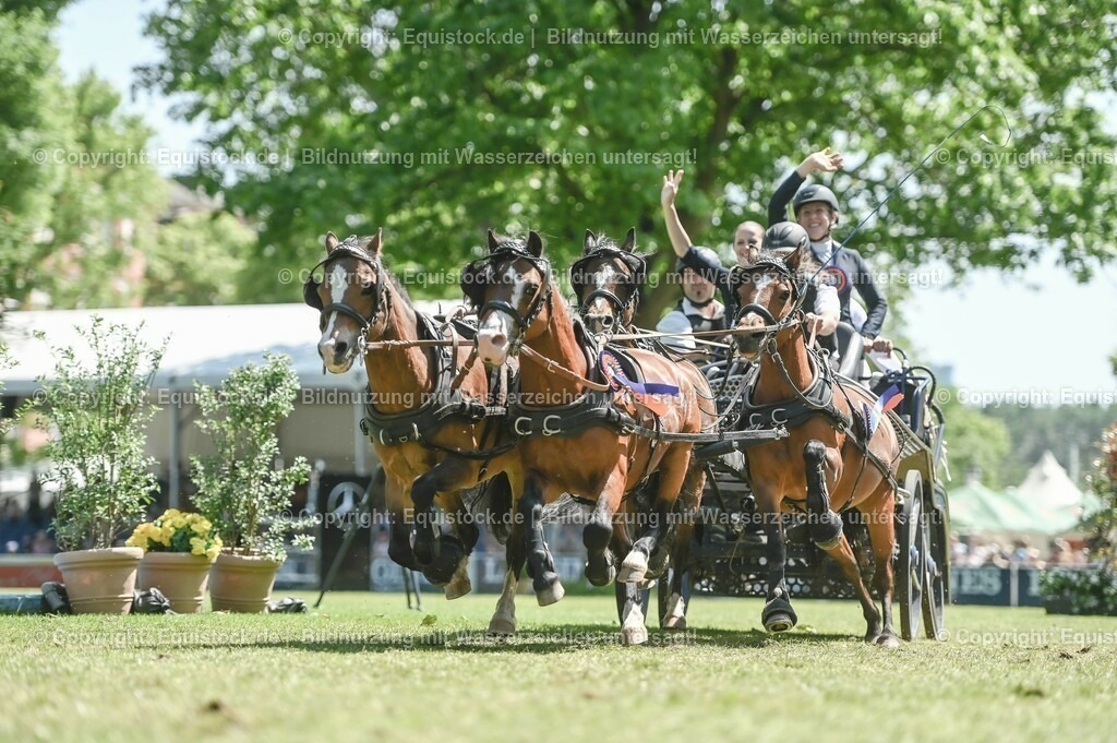20230528_Jump-and-Drive_0291 | equistock