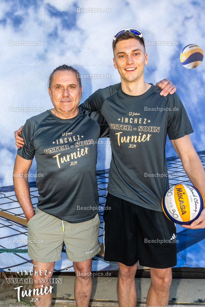 2024-00099929-Vater-Sohn-Turnier-2 | 09.05.2024; Berlin Foto: Gerold Rebsch - www.beachpics.de