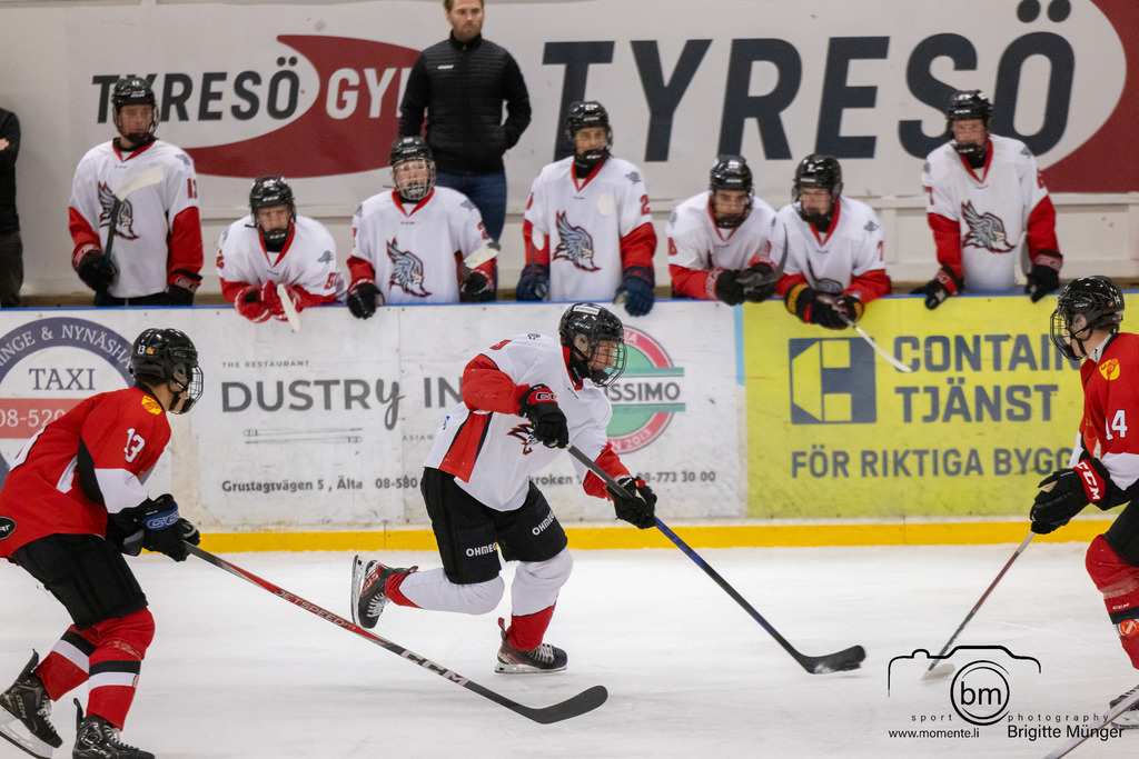 Tyresö Hanviken Hockey vs IFK Täby HC_570A0200 | Preseason U18 Regional Herr Östra - Realisiert mit Pictrs.com