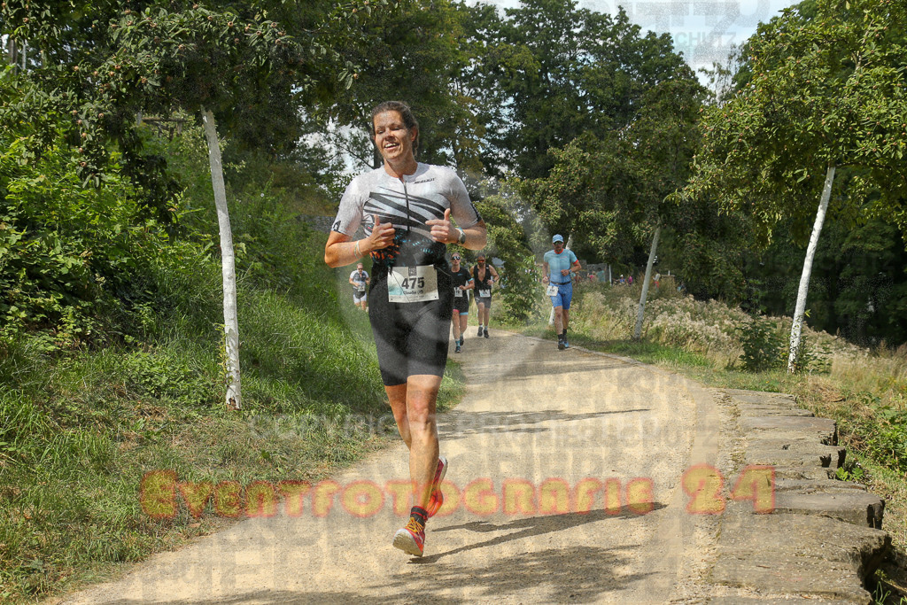 250824_1356_EX1_4376 | Sportfotografie im Rhein-Sieg Kreis, Köln, Bonn, NRW, Rheinland Pfalz, Hessen, etc. Unser Tätigkeitsfeld umfasst den Laufsport vom Volkslauf über den Marathon, Duathlon, Triathon bis zum Ultralauf wie Kölnpfad Ultra oder Schindertrail.