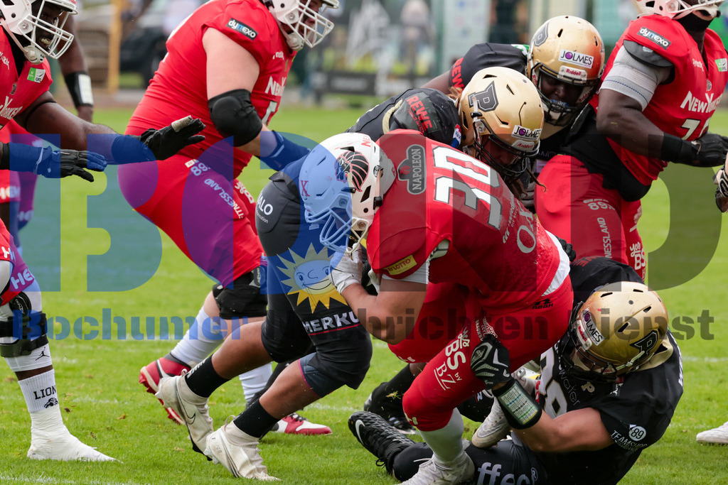 GFL: Paderborn Dolphins vs. New Yorker Lions{date} -  | {headline}(Foto: Sebastian Sendlak / BOND) - Realisiert mit Pictrs.com