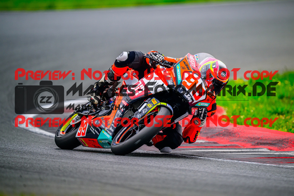 MaZZes_FotoMatrix_240602_6007705_9078 | SSP300