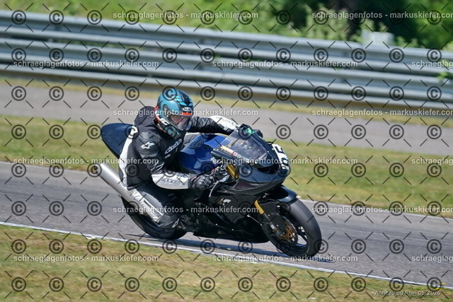 26BT02-0790 | markuskiefer.com - Realisiert mit Pictrs.com