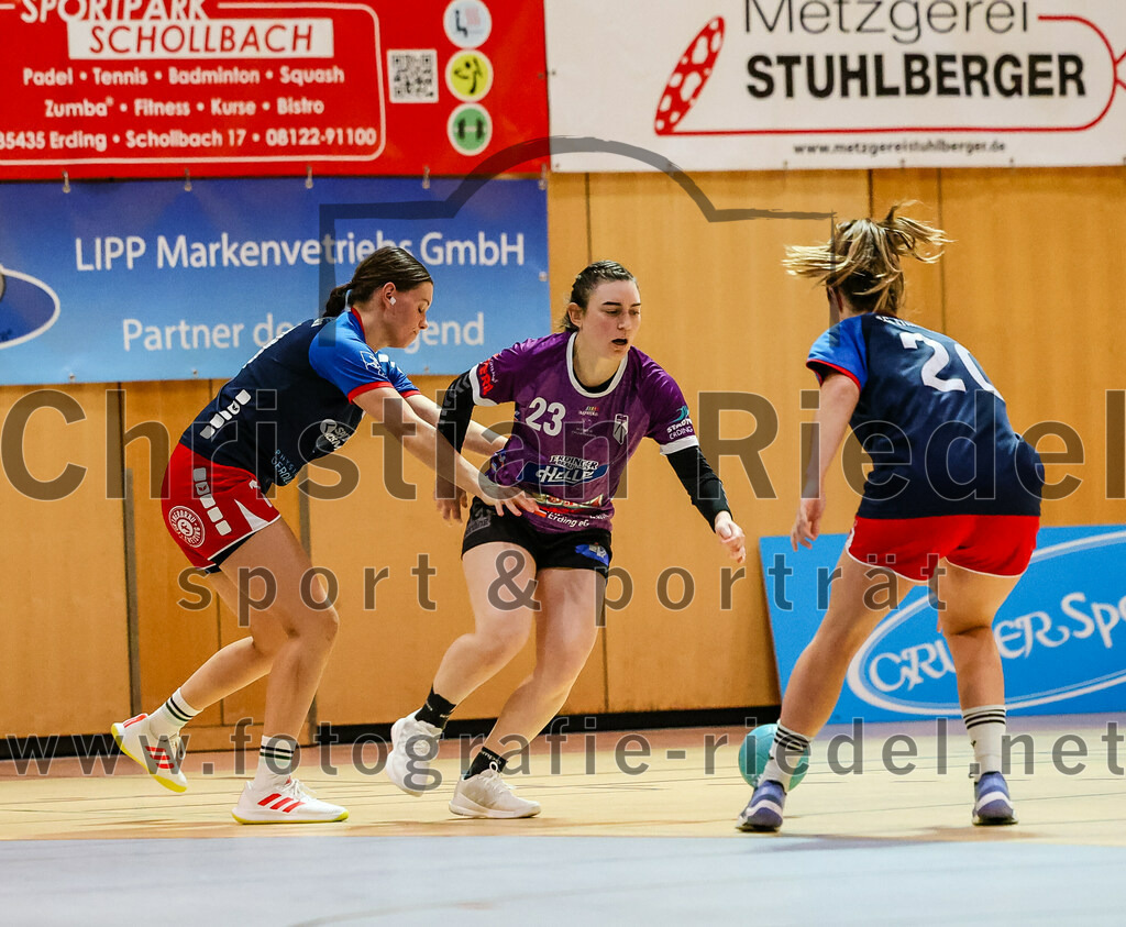 2023-12-09_031_SpVgg_Altenerding_gegen_HSG_Freising-Neufahrn | Erding, Deutschland, 09.12.2023:
Handball, Bezirksoberliga Frauen Altbayern 2023 / 2024, 9. Spieltag, SpVgg Altenerding gegen HSG Freising-Neufahrn, Endergebnis: 29:28

Katharina Künstner (SpVgg Altenerding, #23), Sandrine Nierhaus (HSG Freising-Neufahrn, #20)

Foto: Christian Riedel / fotografie-riedel.net