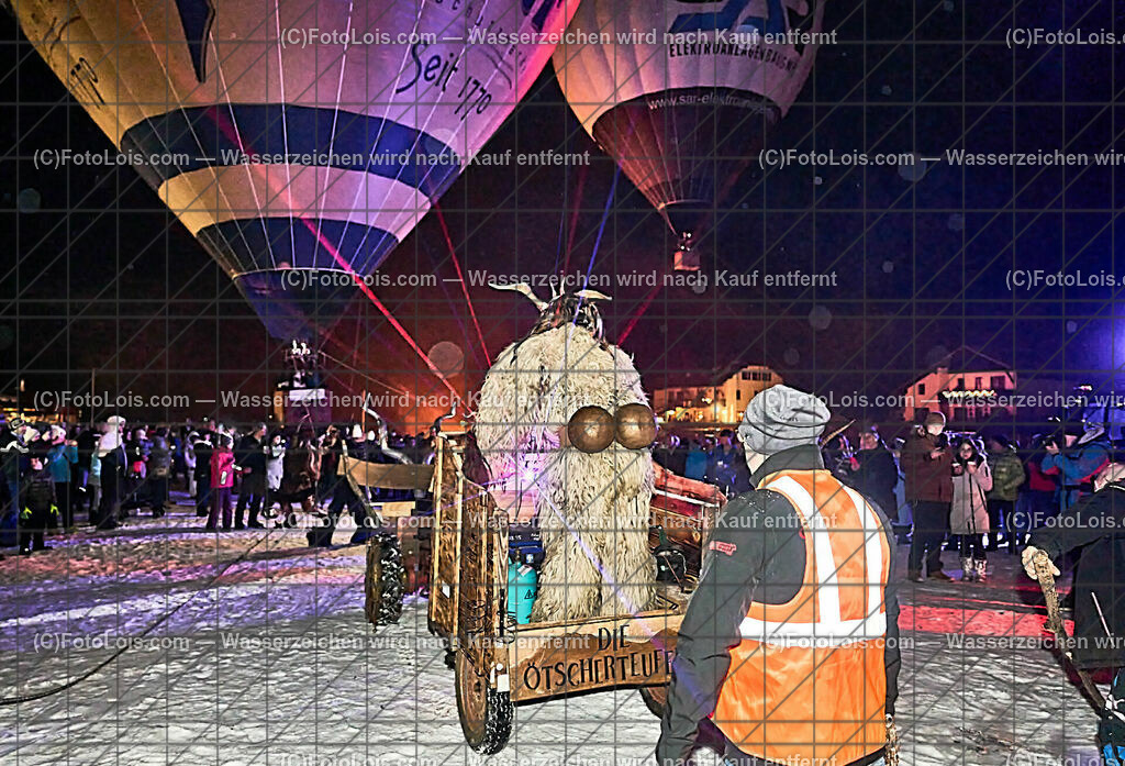 ALP8122_Nacht der Ballone_Oetscherteufeln | (C)FotoLois.com, Alois Spandl. NACHT DER BALLONE im Weitental vor der Ötscherlift-Talstation, Ballonsportclub Ötscherland & Ötscher Tourismusverband, Do 28. Dez. 2023.