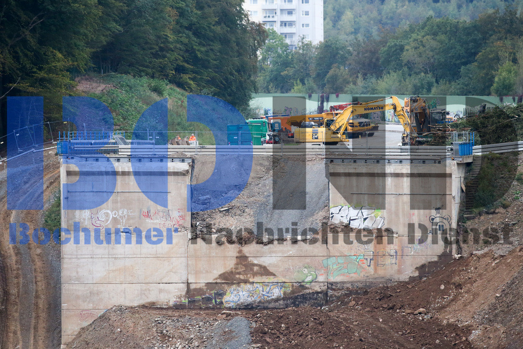  05.10.2023 - 
 | Sebastian Sendlak / Bochumer Nachrichtendienst (BOND) - Bochum AllgemeinStartsignal für den Neubau der Talbruecke Rahmede  - Realisiert mit Pictrs.com