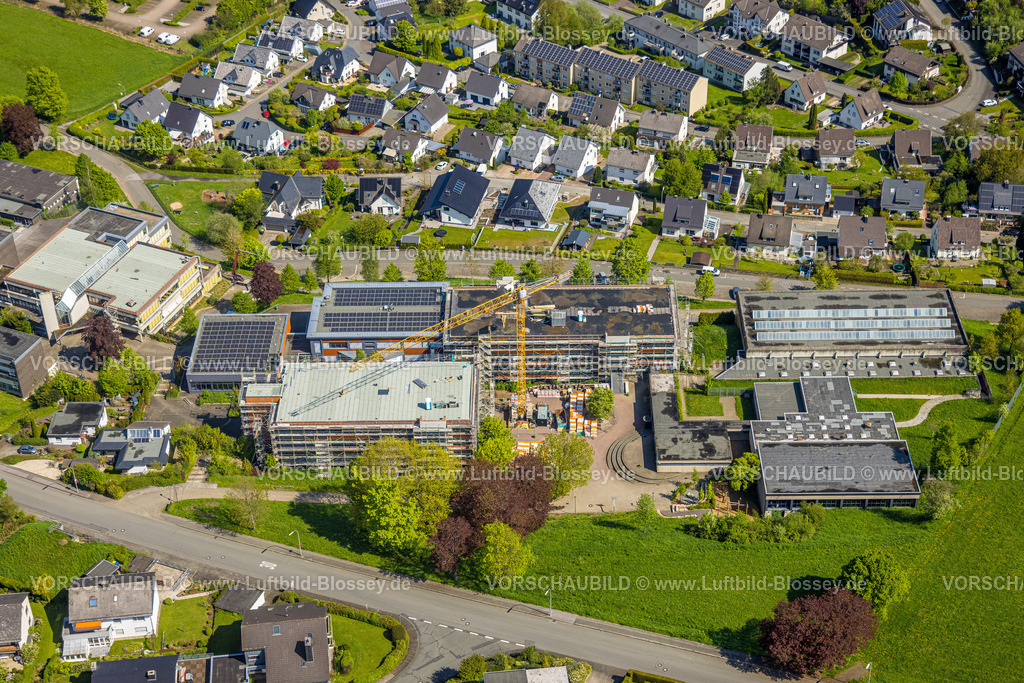 Meschede230500868 | Luftbild, Gymnasium Meschede mit Baustelle, Meschede-Stadt, Meschede, Sauerland, Nordrhein-Westfalen, Deutschland