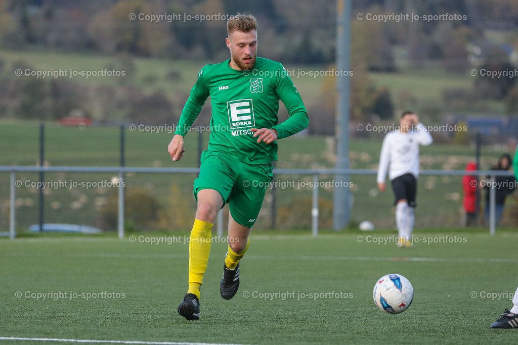 870A1617 | 05.11.2022; Kreisliga B Dillenburg; Kunstrasenplatz Manderbach; FSV Manderbach - TSV Eibach; Ergebnis: 1:4 (0:2)