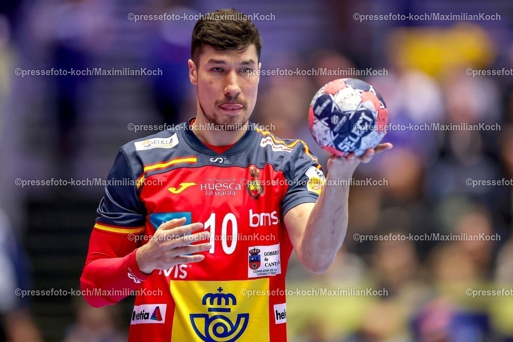 EHF15012601085 | 15.01.2026, Handball, Men's EHF EURO 2026, Spanien - Serbien, Jyske Bank Boxen in Herning, Dänemark, Preliminary Round:  Alex Dujshebaev Dovichebaeva (Espania #10) 