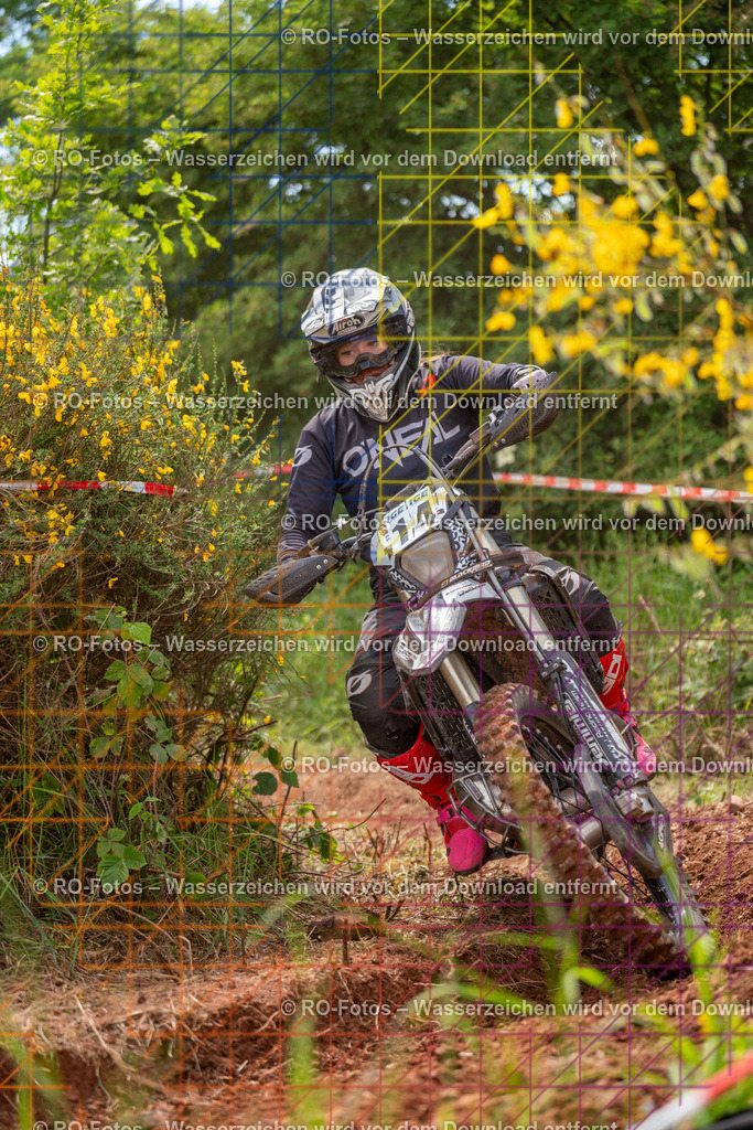 Wolfshausen 3 Lauf -608 | Sportfotografie von RO-Fotos: Motorsport, Motocross, Enduro, Laufveranstaltungen und Triathlon. Professionelle Fotos von Sportlern und Events. - Realisiert mit Pictrs.com