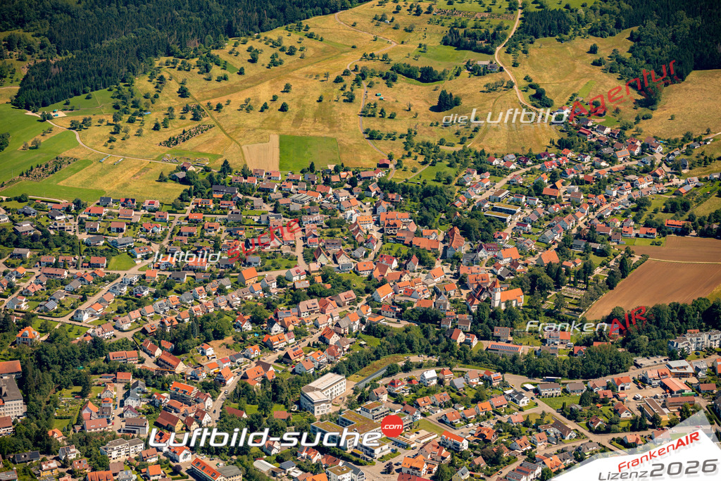 Das Luftbild zeigt : Frommern Balingen - Die Luftaufnahme wurde 2024 vom UL-Flugzeug aus erstellt ( keine Drohne ) - Hochauflösende Luftaufnahme - Für grossformatige Ausdrucke geeignet. Die Geschenkidee !Mit Lizenz und Bildrechte bestellbar
