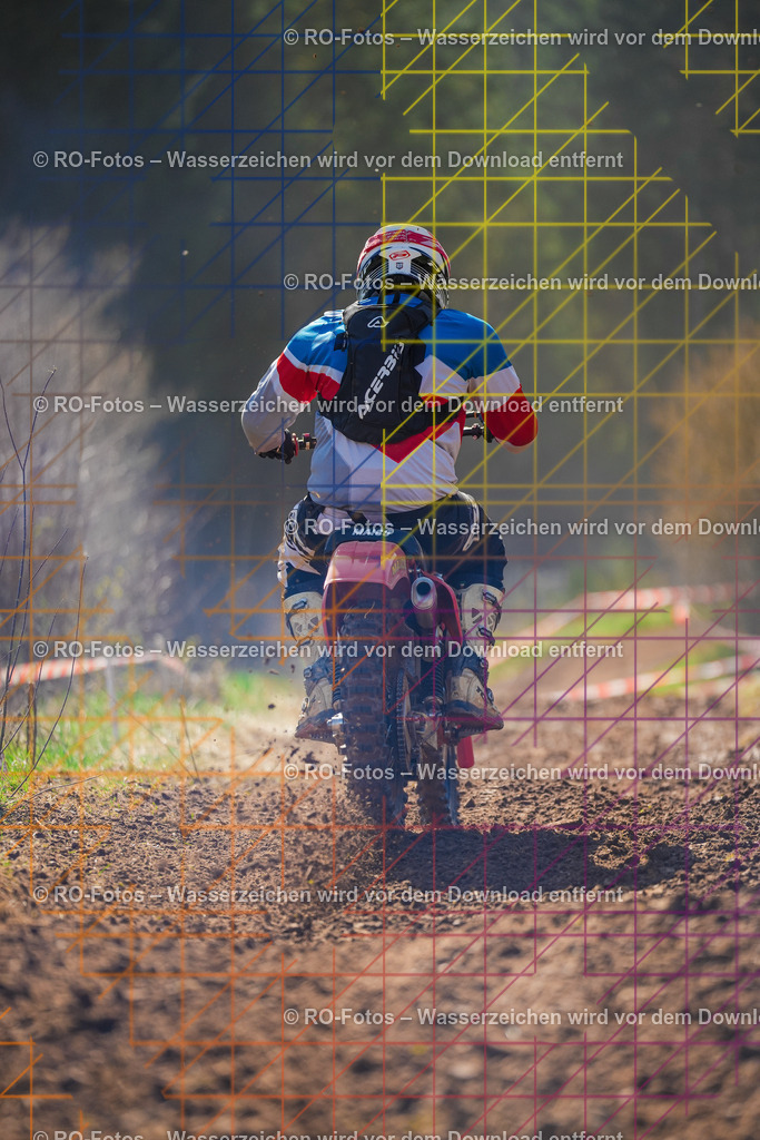 3 Lauf Mernes-832 | Sportfotografie von RO-Fotos: Motorsport, Motocross, Enduro, Laufveranstaltungen und Triathlon. Professionelle Fotos von Sportlern und Events. - Realisiert mit Pictrs.com
