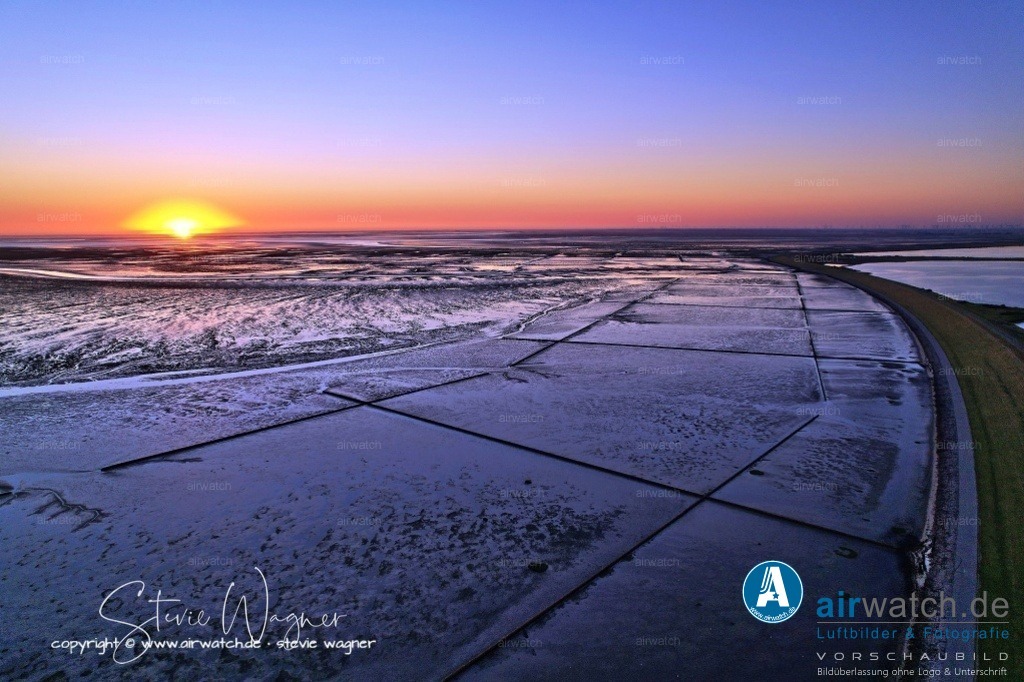 Landgewinnung & Küstenschutz in Nordfriesland | Entdecken Sie atemberaubende Luftbilder und Fotografien auf airwatch.de - Tauchen Sie ein in eine Welt voller faszinierender Aufnahmen aus der Vogelperspektive.