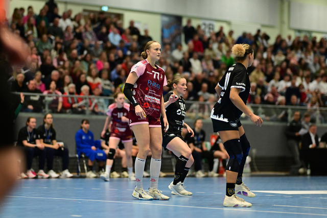 Handball I Frauen I Saison 2025-2026 I 2. HBF I 11. Spieltag I HL Buchholz 08-Rosengarten - HC Leipzig I 76234 | Der Sportfotograf. - Realisiert mit Pictrs.com