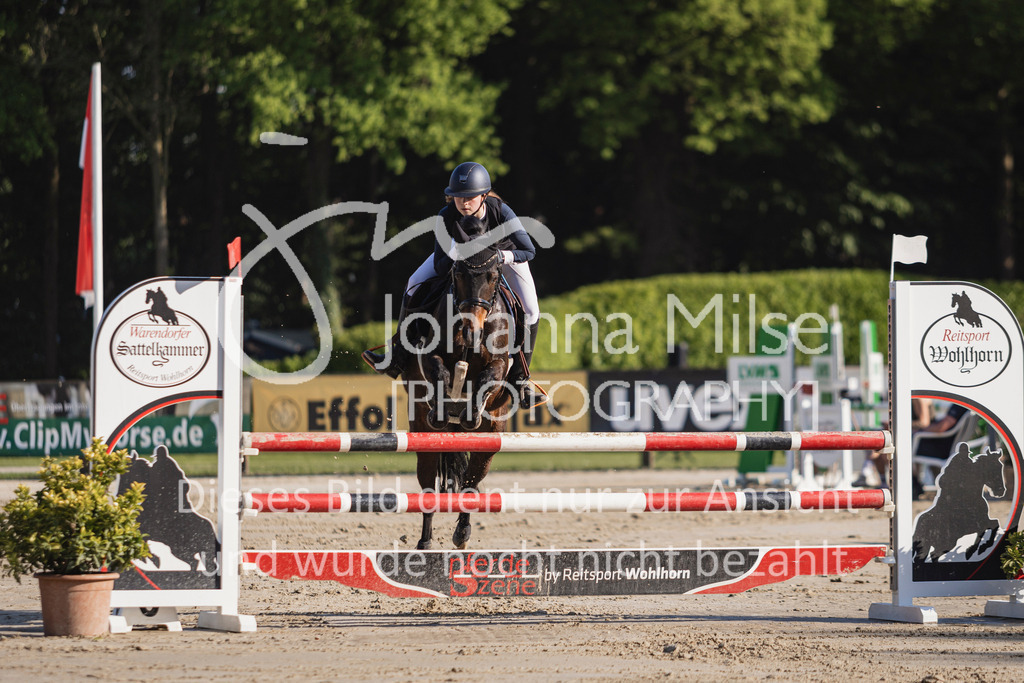 250501_MünsterHandorf_PonyTrophy-251 | Deine schönsten Turniermomente als professionelle Fotos! Entdecke hochwertige Pferdesport-Fotografie im Online-Shop. Jetzt Fotos finden & bestellen!