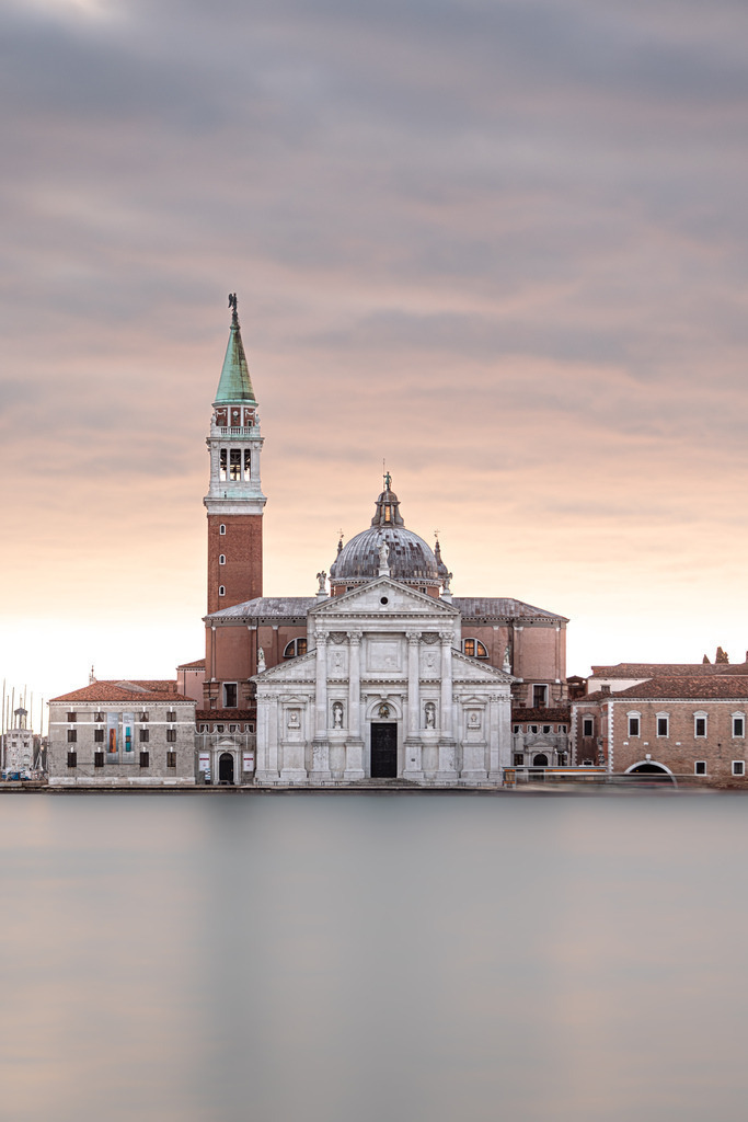 Roman-Huditsch-Fotografie_082 | Exklusiver Webshop für hochwertige Landschaftsfotos aus Kärnten, Österreich und der ganzen Welt.
Landschaftsfotos auf Leinwand, Acrylglas, Aludibond
Wandbilder online kaufen, fürs Zuhause oder als Geschenk zum Geburtstag, Weihnachten und mehr - Realisiert mit Pictrs.com