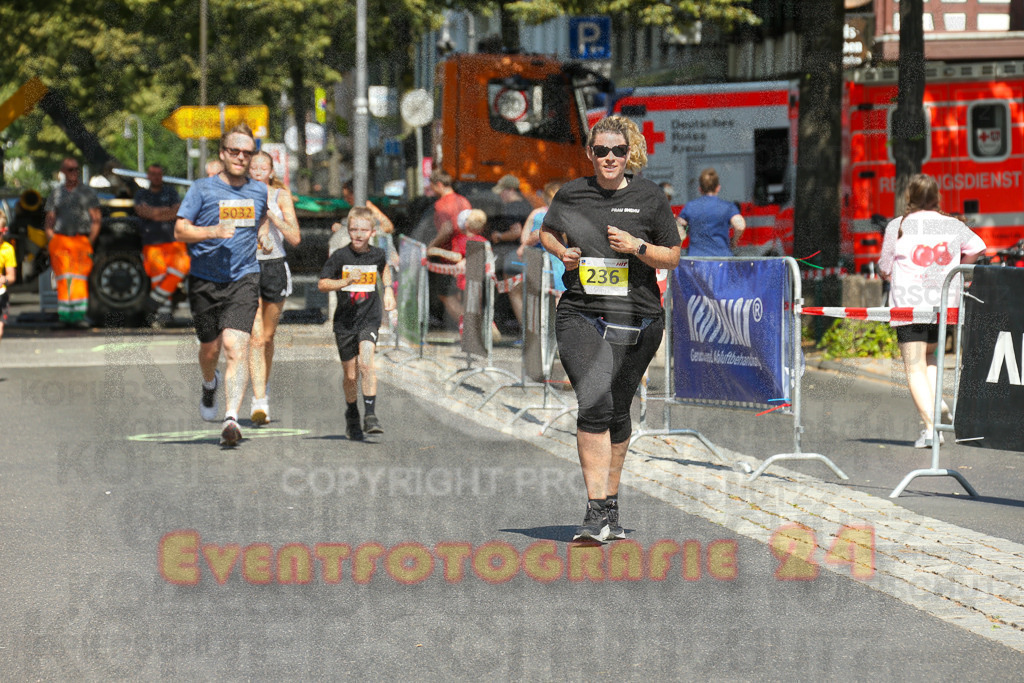 250621_1052_EX1_2953 | Sportfotografie im Rhein-Sieg Kreis, Köln, Bonn, NRW, Rheinland Pfalz, Hessen, etc. Unser Tätigkeitsfeld umfasst den Laufsport vom Volkslauf über den Marathon, Duathlon, Triathon bis zum Ultralauf wie Kölnpfad Ultra oder Schindertrail.