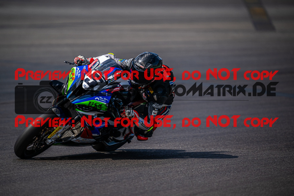 MaZZes_FotoMatrix_220508_95584 | Fotograf Mathias Schmid
Sportfotograf,
Eventfotograf,
Hochzeitsfotograf,
Portraitfotograf