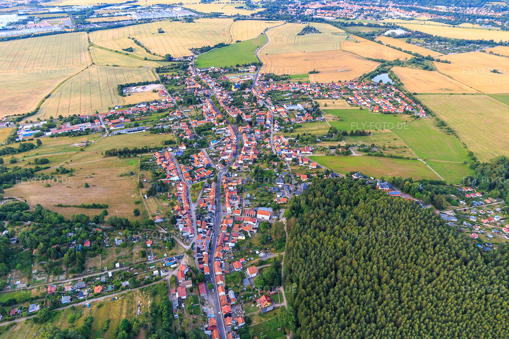 Luftbild: Ortsansicht aus Südwesten im Ortsteil Gräfenhain in Ohrdruf im Bundesland Thüringen in Deutschland. Foto: IMG_116136.jpg vom 10.07.2019 durch Werner Riehm/FLY-FOTO.de