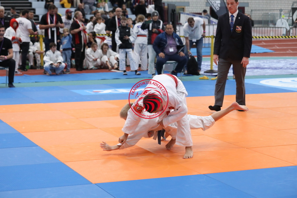 1J7A2336 | Fotos vom Adler Cup - Pictures from Adler Cup

Hier findet Ihr alle Eindrücke und großen Momente der Adler Cup Wochenenden. Here you will find all impressions and great moments of the Adler Cup weekends. - Realisiert mit Pictrs.com